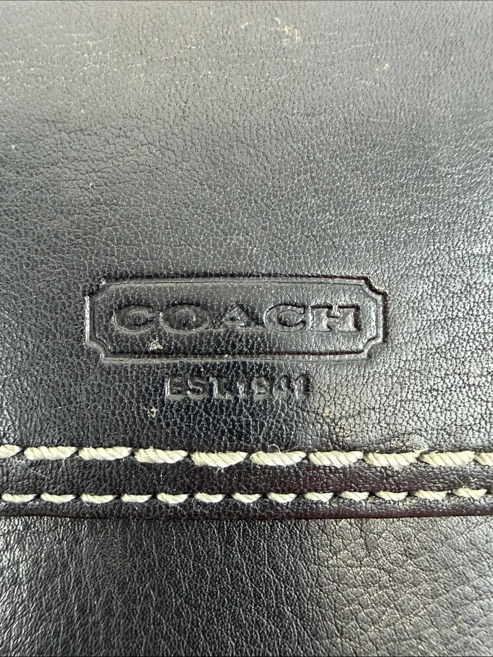 Vintage Y2K Coach Hamptons Black Leather Turnlock Wallet Contrast Stitch